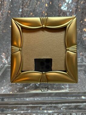 Vintage 3x3 gold frame